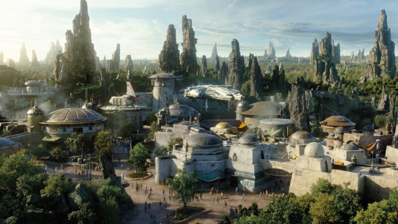 New! Star Wars Galaxy's Edge: A Complete Guide