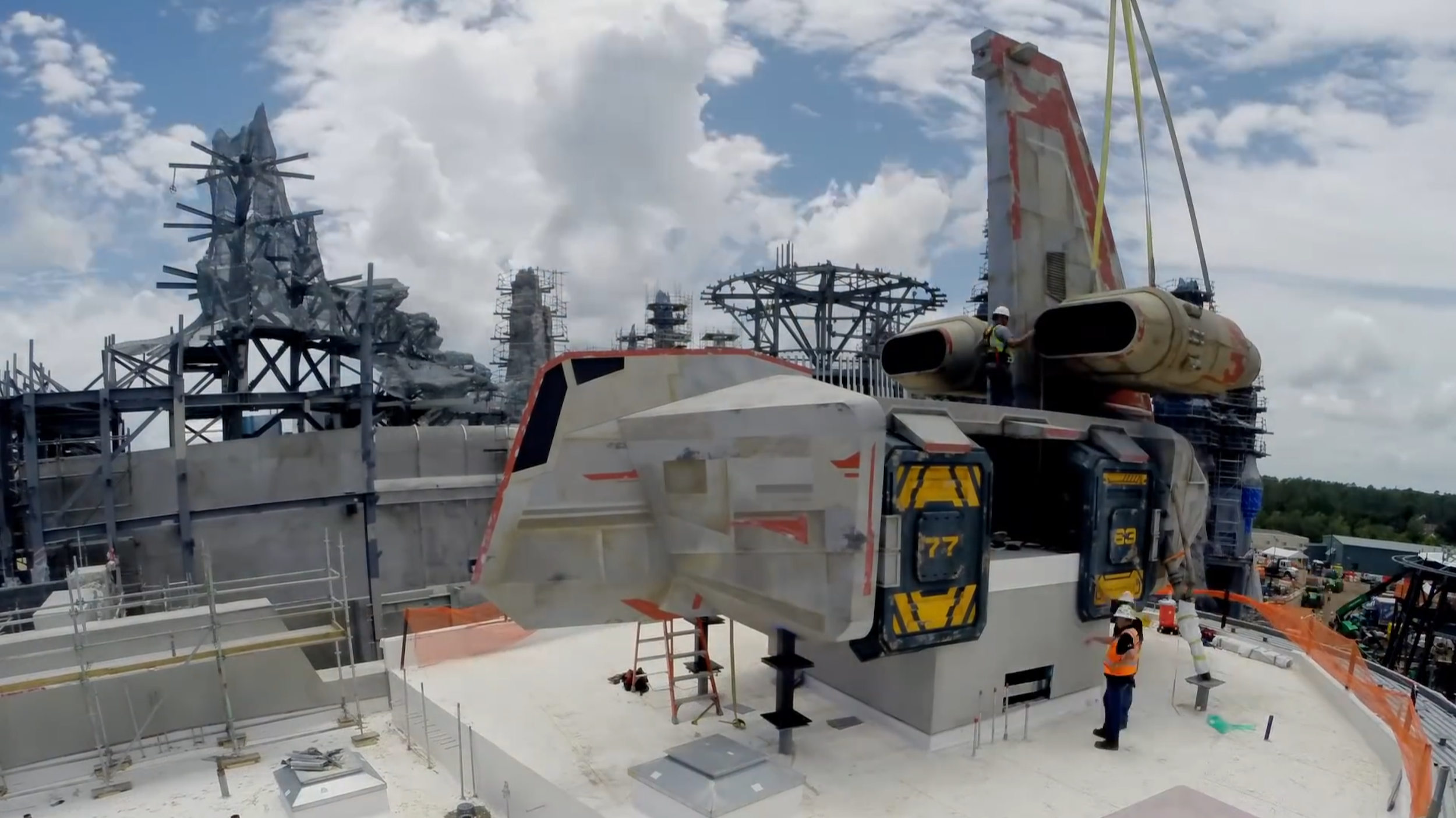 Episode 21: 7 Setting Details in Black Spire Outpost at Galaxy's Edge