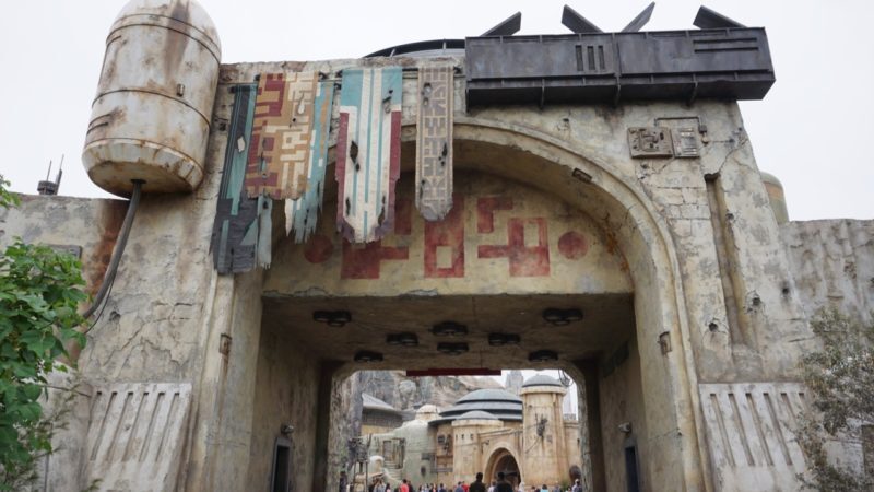 8 Star Wars Galaxy’s Edge Details to Know Before You Go