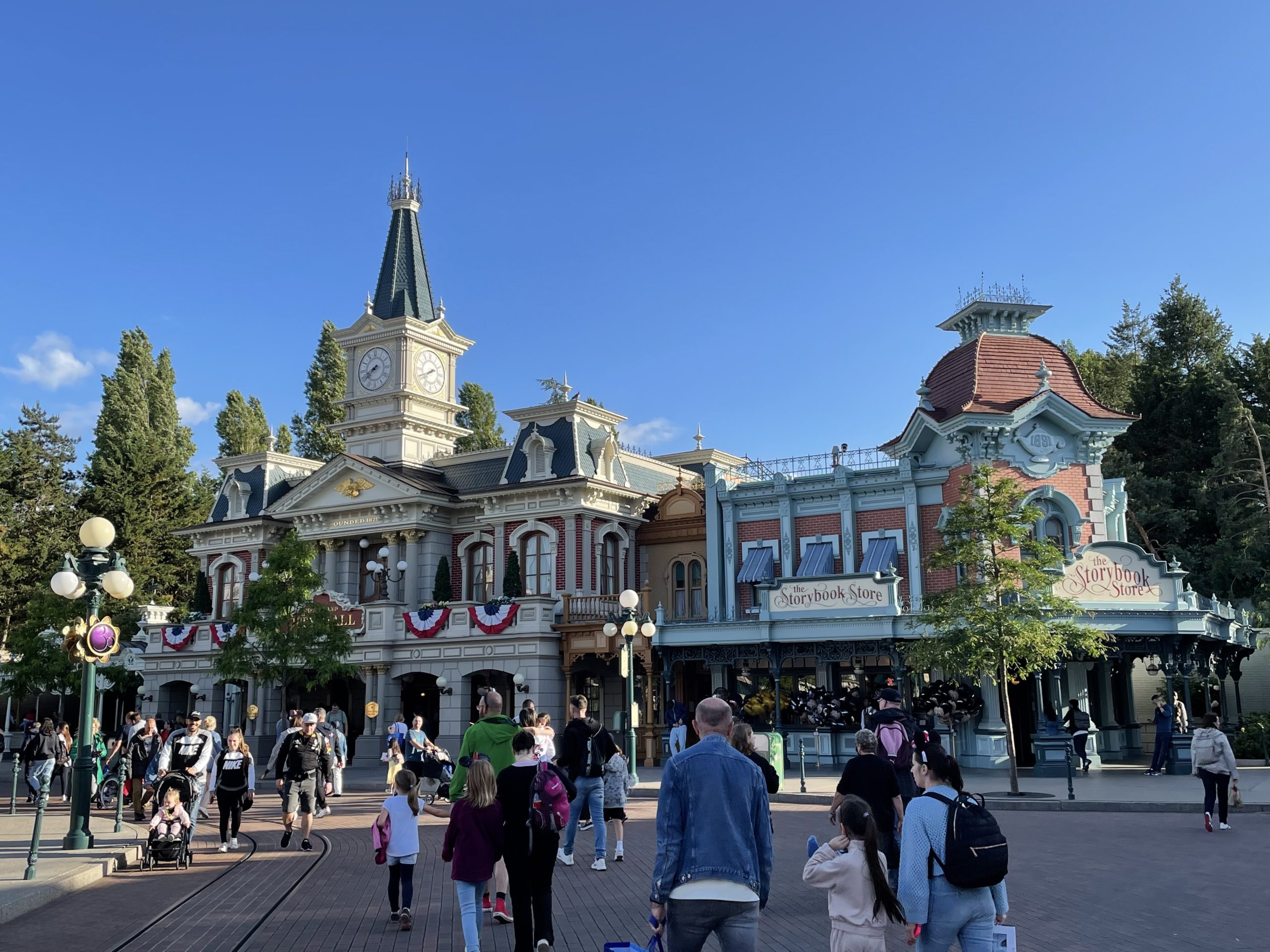 Disneyland Paris Immersion In The Most Amazing Main Street Usa