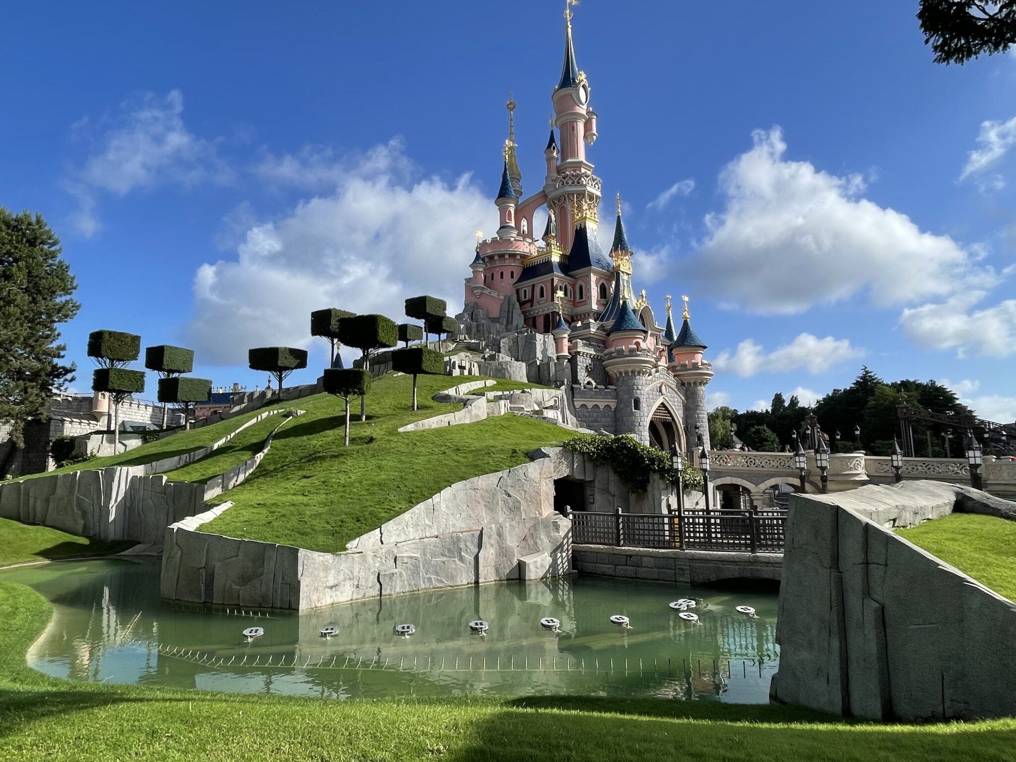 Disneyland Paris Interview with Imagineer Tom Morris