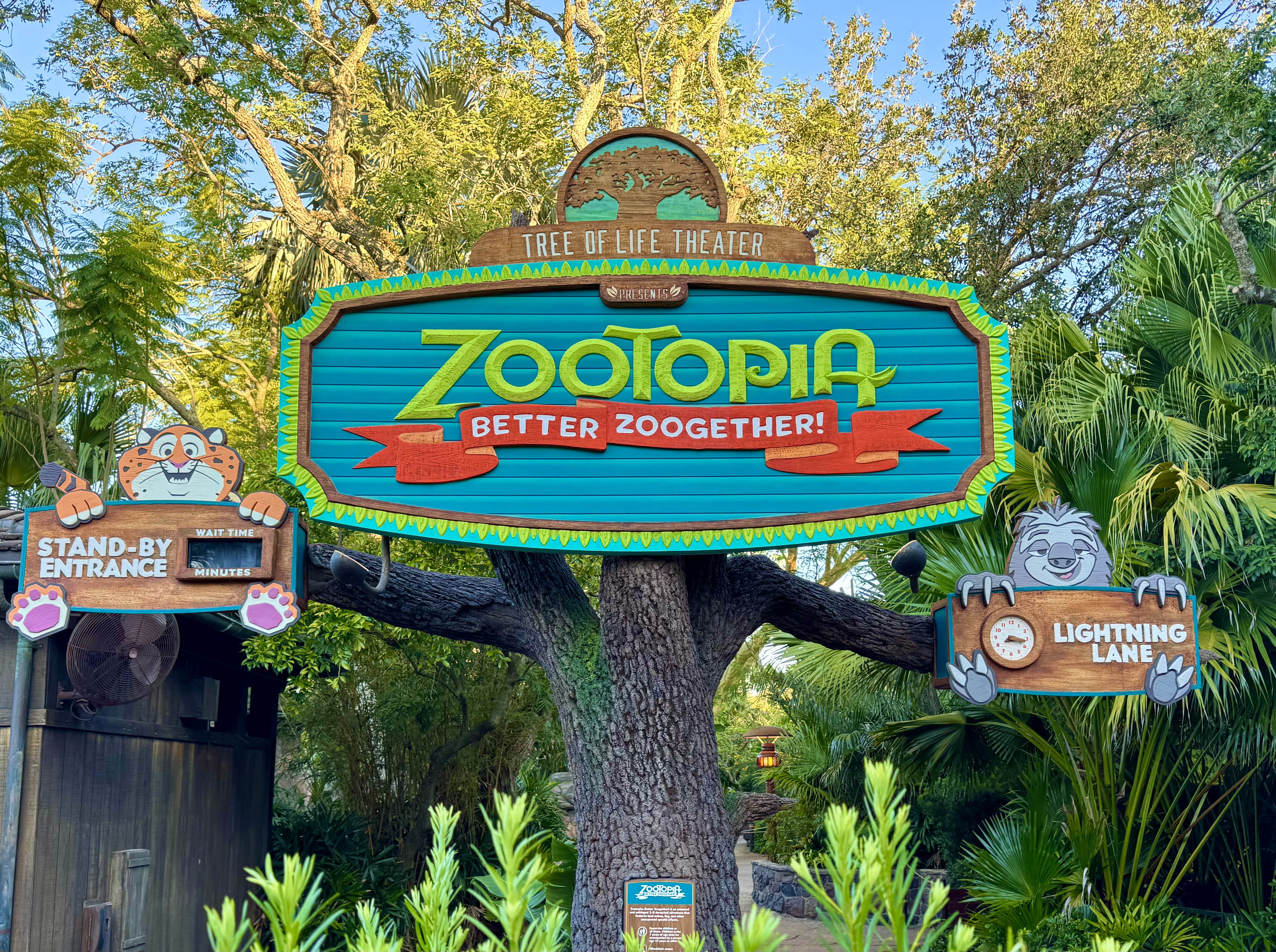 New Zoo Review! Zootopia Better Zoogether